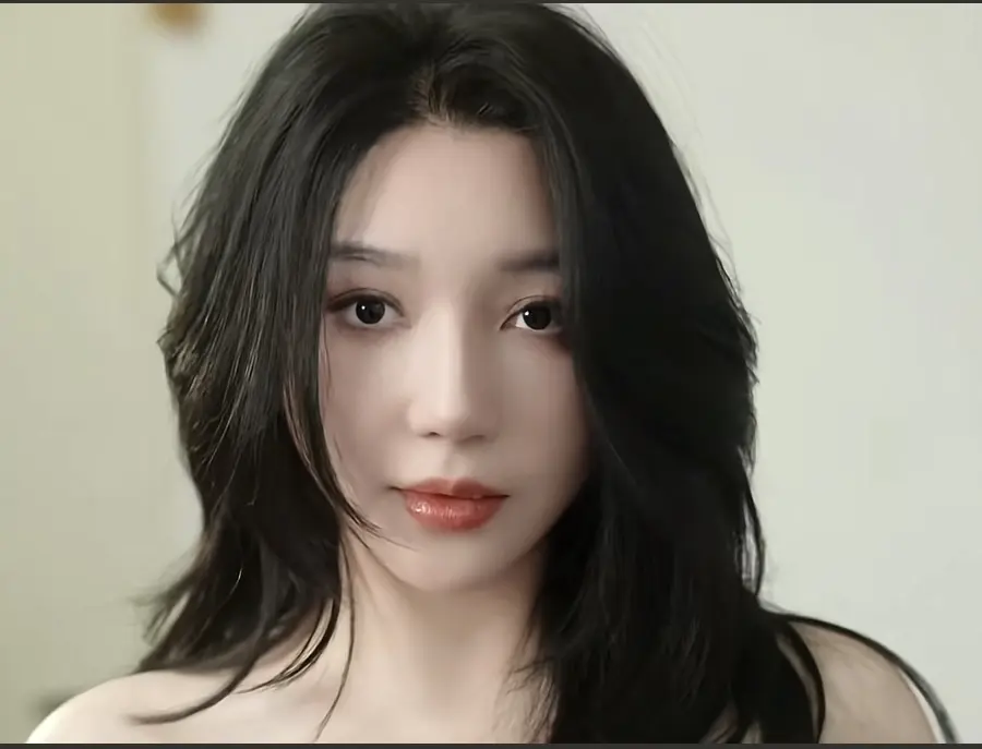 教母eily三部曲全集免费下载-《三人行》短剧在线看HD高清无删减-三人行完整版资源