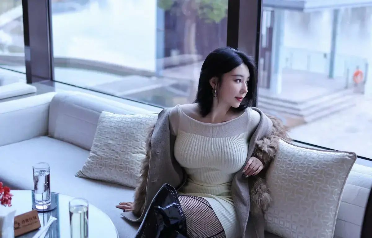 《教母三人行》1080P高清完整版资源下载-教母三人行无删减超清在线观看-全季合集免费播放