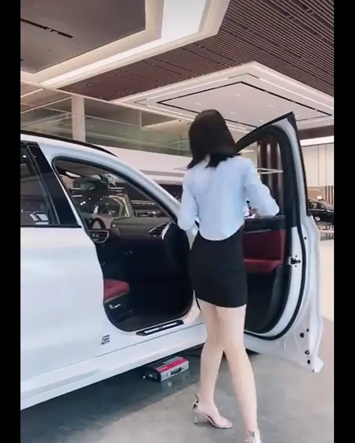 佳木斯新玛特迪桑特女销售导购实录1080P高清成片无删减-女销售视频免费在线看-全系列导购日常东北专柜无广告-佳木斯新玛特迪桑特实录全收录